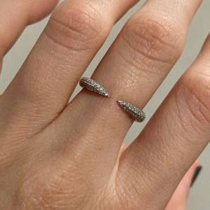 Ring Concierge Triple Row Diamond Claw Ring